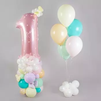 Фигура из шаров «Стойка с именной цифрой в облаках»