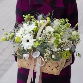 Корзина цветов «Полдень»