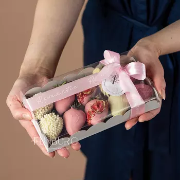 Набор клубники в белом шоколаде «Lovely» S