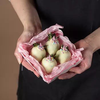 Набор клубники в шоколаде «Единорожки» XS