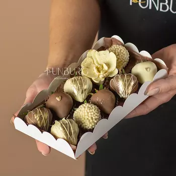 Набор клубники в шоколаде «la Fleur» S