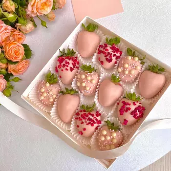 Набор клубники в шоколаде «Rose» S