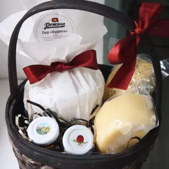 Подарочная корзина «Сырная» №2