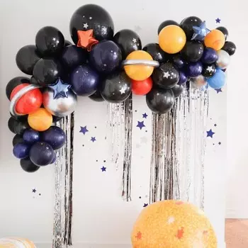 Разнокалиберная гирлянда из шаров «Космос»