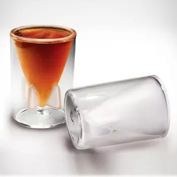 Рюмка «Бомба»