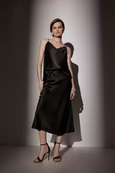 Атласная юбка миди