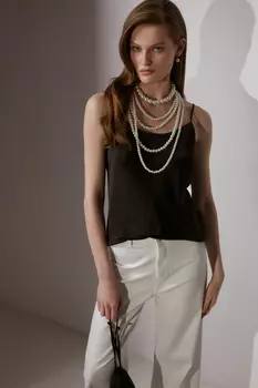 Атласный топ на бретелях