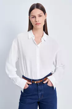 Блузка свободного кроя с отложным воротником