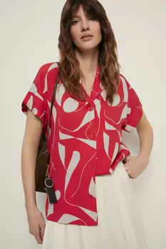 Блузка свободного силуэта с принтом