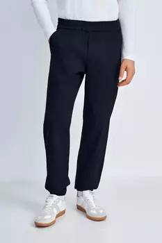 Брюки-джоггеры свободного силуэта