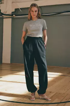 Брюки из коллаборации с walk of shame