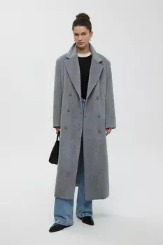 Двубортное пальто с отложным воротником