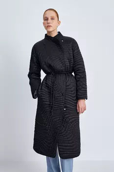 Двубортное утепленное пальто с воротником-стойкой