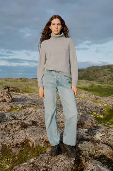 Джемпер из шерсти