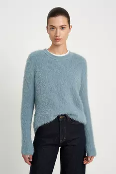 Джемпер полуприлегающего силуэта