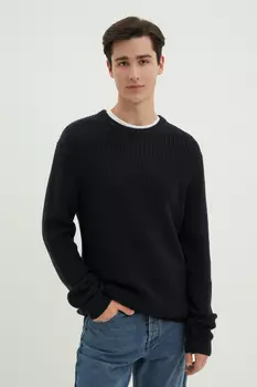 Джемпер с круглым вырезом