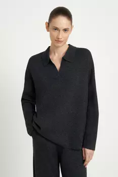 Джемпер с v-образным вырезом