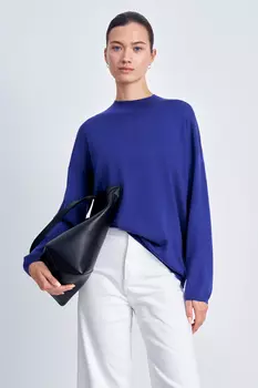 Джемпер свободного силуэта с высоким воротником