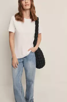 Футболка приталенного силуэта