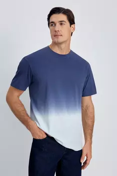 Футболка с градиентом