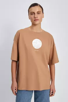 Футболка с принтом