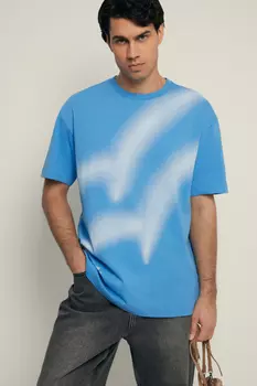 Футболка свободного силуэта с принтом