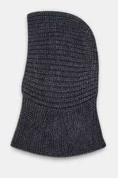 Капор из шерсти