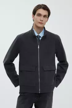 Куртка с накладными карманами