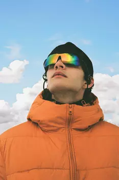 Куртка утепленная с капюшоном