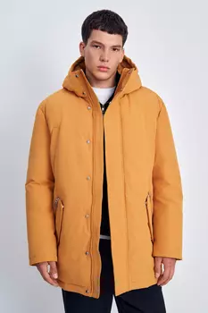 Однобортное пальто с капюшоном