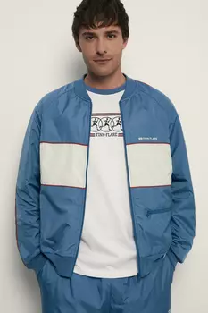 Олимпийка с контрастной отделкой из капсулы ретро