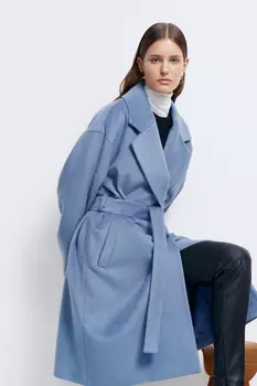 Пальто из шерсти с поясом