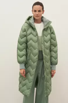 Пальто утепленное с воротником-стойкой