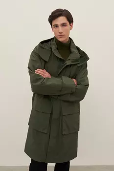 Плащ из водонепроницаемой ткани