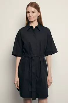 Платье с коротким рукавом и поясом