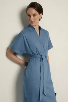 Платье с нагрудными карманами и поясом