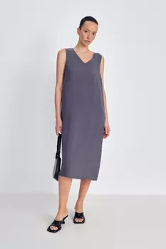 Платье с v-образным вырезом