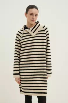 Платье свободного силуэта с шерстью