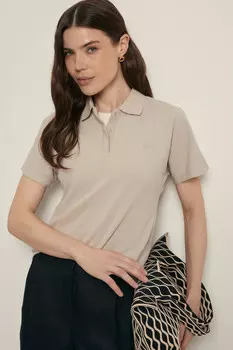 Поло приталенного силуэта с вышивкой