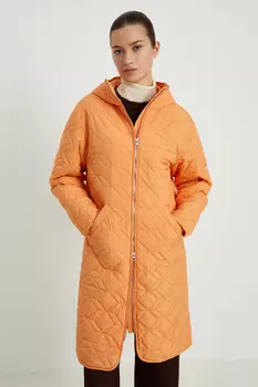 Полупальто утепленное с капюшоном