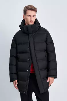 Пуховое пальто с капюшоном