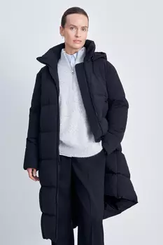 Пуховое пальто с капюшоном и воротником-стойкой