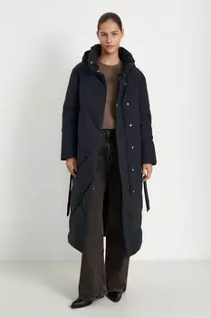 Пуховое пальто с поясом и капюшоном