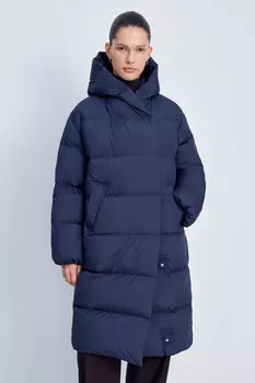 Пуховое стеганое пальто с капюшоном