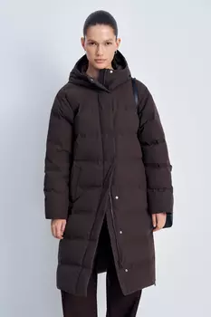 Пуховое стеганое пальто с капюшоном