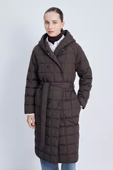 Пуховое стеганое пальто с поясом