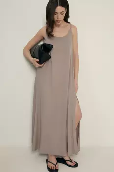 Сарафан свободного силуэта на бретелях
