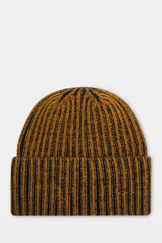 Шапка из шерсти