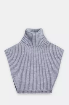 Шарф-манишка с воротником-стойкой