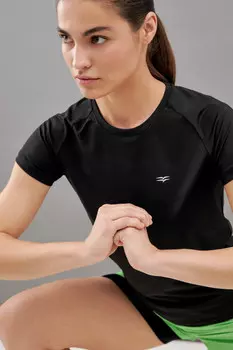 Спортивная футболка из капсулы sport